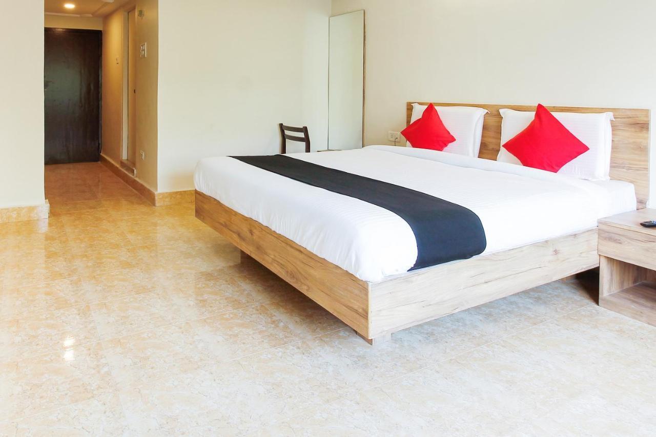 Capital O Sri Suprabhat Grand Near Kachiguda Railway Station Haïdarabad Extérieur photo