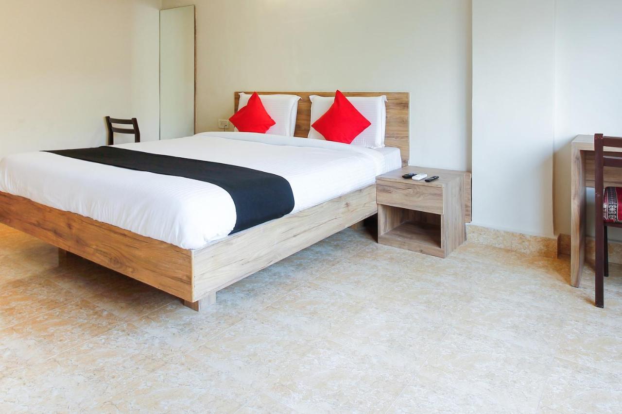 Capital O Sri Suprabhat Grand Near Kachiguda Railway Station Haïdarabad Extérieur photo