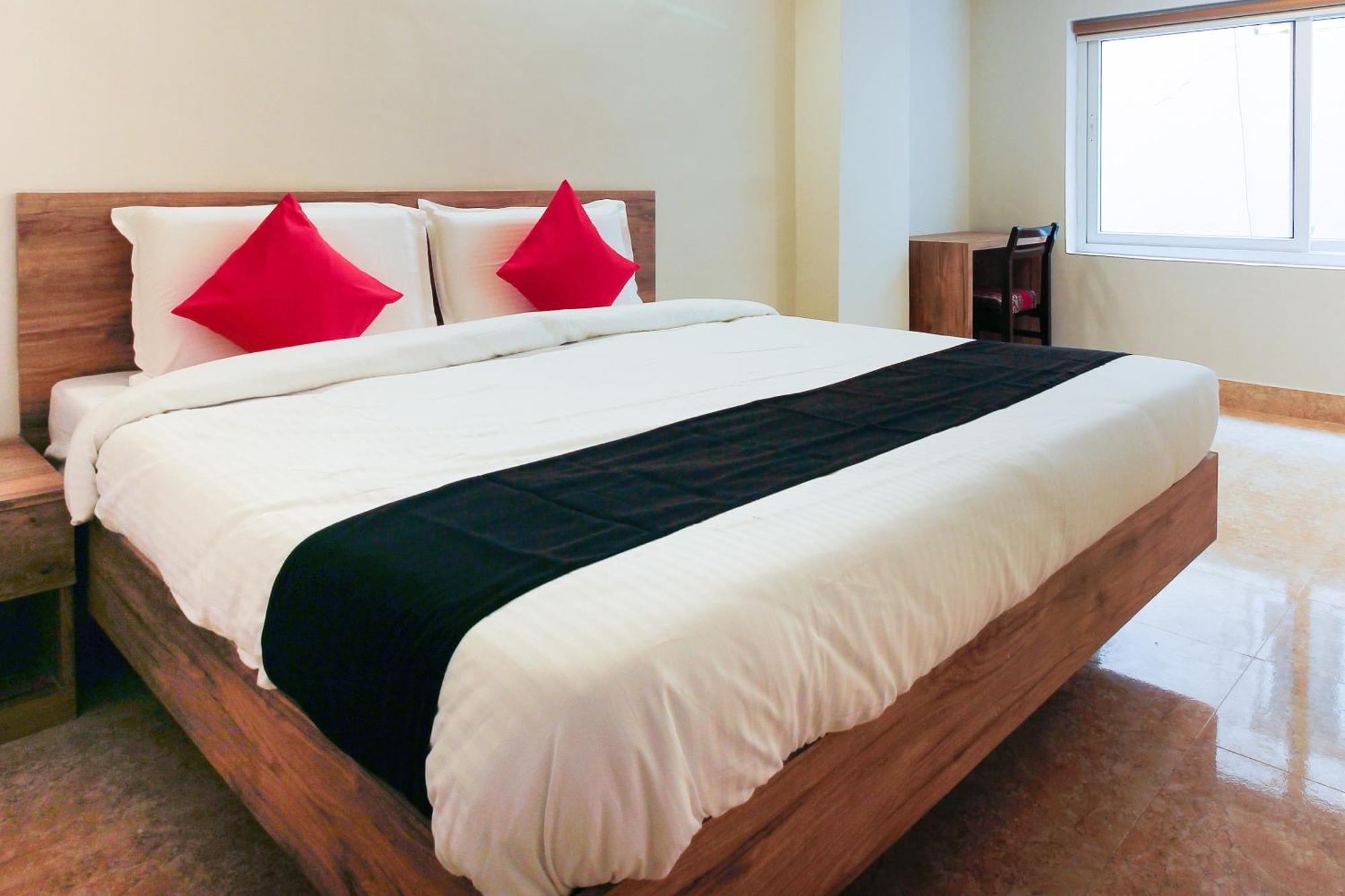 Capital O Sri Suprabhat Grand Near Kachiguda Railway Station Haïdarabad Extérieur photo